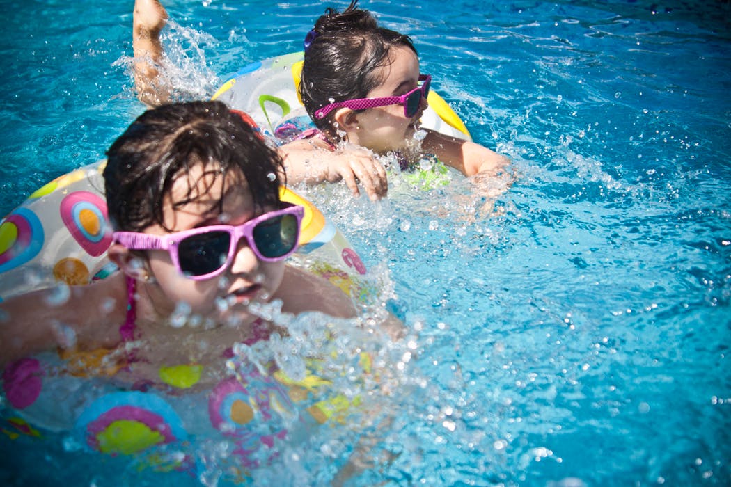 kids_swimming_camp